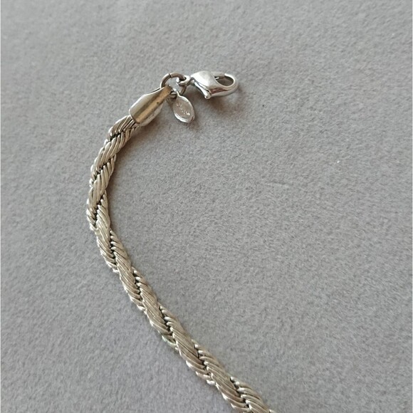 Napier Vintage Silver Tone Multi Strand Twisted Bracelet - Picture 4 of 7